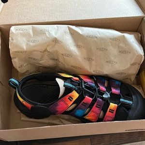 KEEN- men’s Newport retro sandal